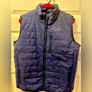 Vineyard Vines boys XL vest NWT.